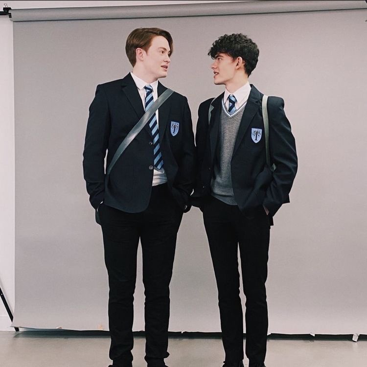 infojoelocke's tweet photo. Há 1 ano, a primeira temporada de “Heartstopper” chegava na Netflix.

A série rendeu alguns prêmios importantes para a carreira de Joe Locke, como: “Melhor Ator LGBT+” (g10 Awards) e “Melhor Debut Profissional" (WhatsOnStage Awards). https://t.co/Fc4YVbOgXc
