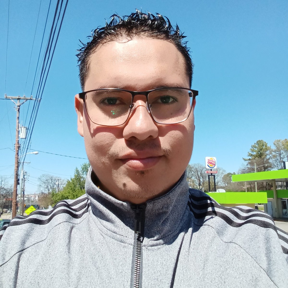 YescarlosRedus's tweet photo. #NewProfilePic https://t.co/M0eD0XSGFu