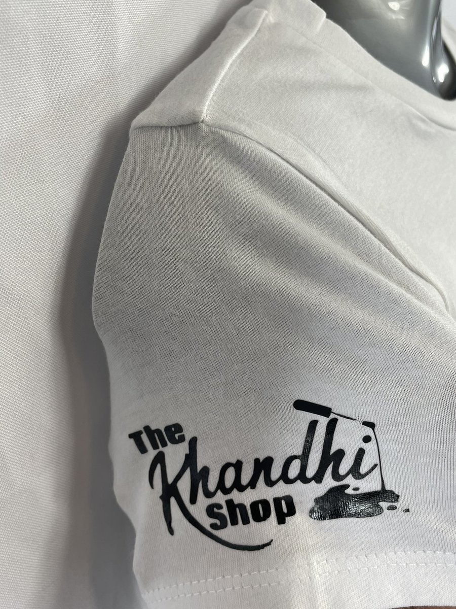 thekhandhishop's tweet photo. 👚🍭BodyKhandhi Shorts Set 🩳🍭
👚 White Crop Top • Stamped Sleeves
🩳 Black Shorts • Khandhi Koated Drip
📏 Sizes: S - 3XL
📦 Ships from: Fortson, GA
#TheKhandhiShop #BodyKhandhi #KhandhiKoated #ShortSet #BlackOwned #BlackBusiness #BlackQueen #blackshorts #whitecroptop https://t.co/4rjd80HzPB