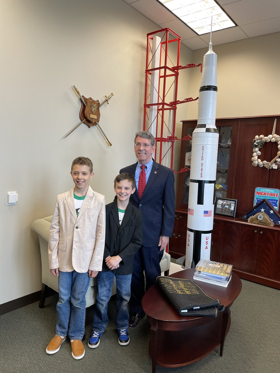 CounselorHess's tweet photo. Fun day helping chaperone World of Work for @GreenbrierGator and @ahsd25 .  Will learned from Mayor Hayes about his role serving @ArlingtonHtsGov https://t.co/7mXJiNVwsb