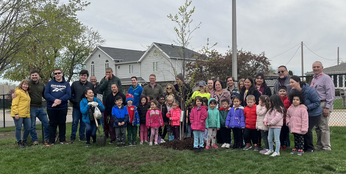 Player School tweet media