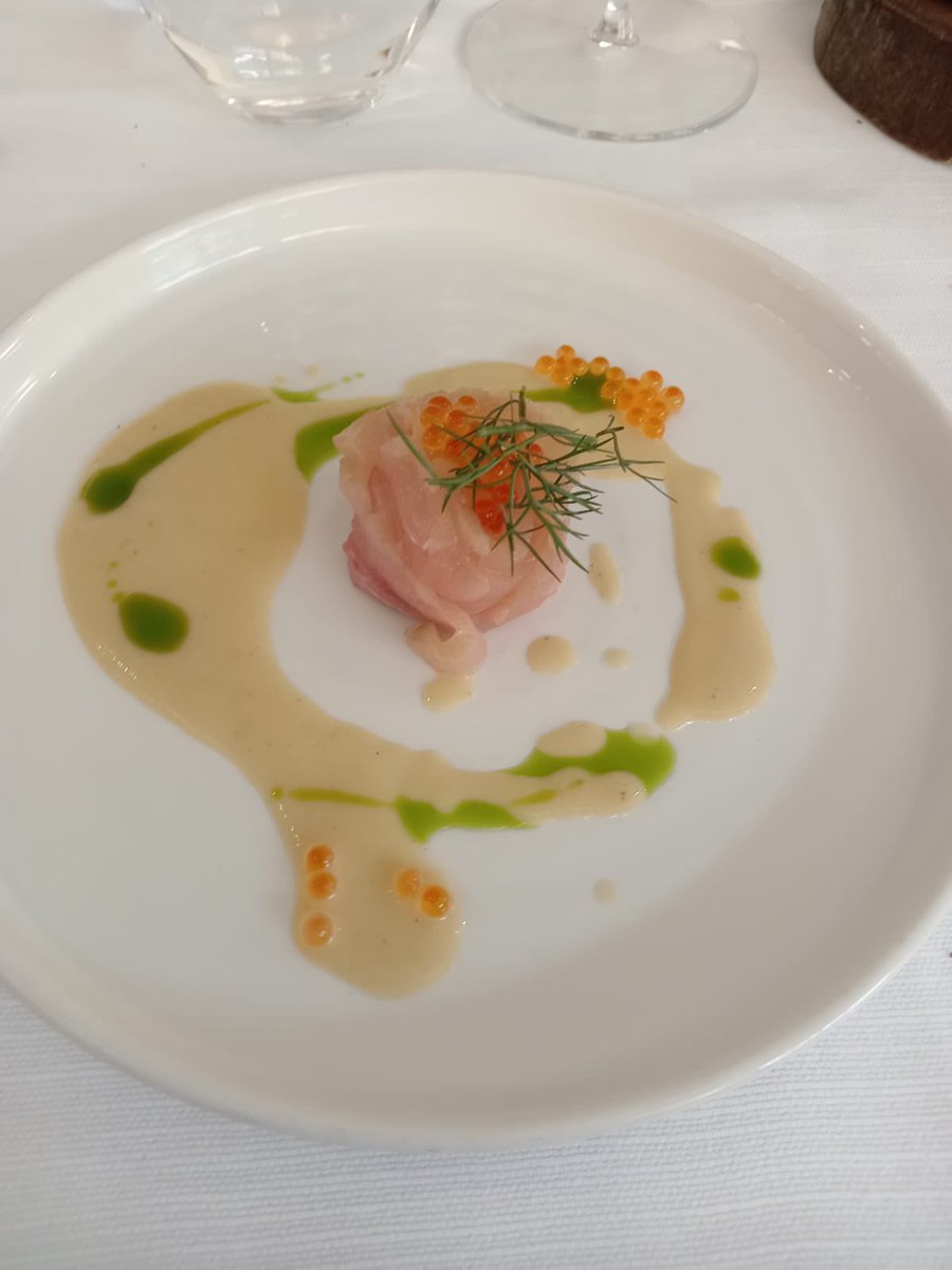 hardrockhm's tweet photo. Parte del ricco e soddisfacente percorso degustativo da @ristorante_da_sapi in #vallecamonica #esine Un’elegante mix di #innovazione e #tradizione #gourmet #gourmandise #gourmand #gourmandises #food #foodies #foodiesofinstagram #champagne #champagnelover https://t.co/MpBwSl02oN