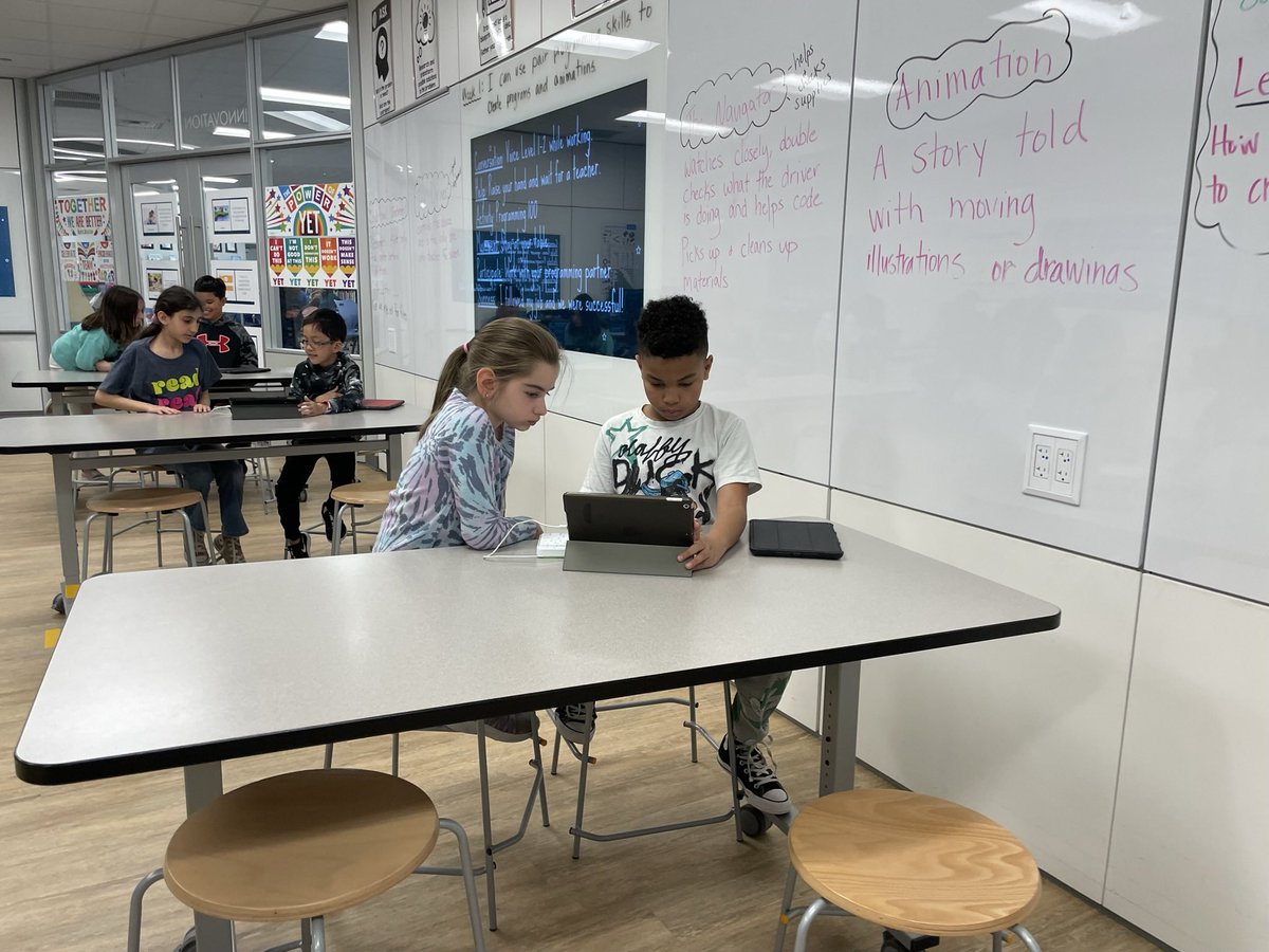 edison_stem's tweet photo. New crew of pair programming experts coming right up! #pairprogramming #coding #engineers #stemd69 https://t.co/fXXvfhjItp