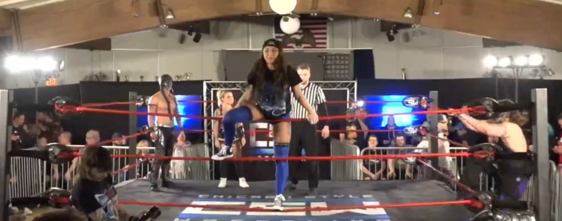 NVhowlingWolves's tweet photo. #CSW2ND
@Skyebyee 🧢 & Cypher
🆚
@Heathereckless & Hades XIX
Thriller of a Tag Team Match!!!
Sooo many #OMGMoments
Really fun & bitter sweet that it was Skye's CSW Finale!!
Go conquer the 🌎 Skye Blue!!
Watch on 📺 @indiewrestling
📸 @ChiStyleW https://t.co/HchA1t2Dtt