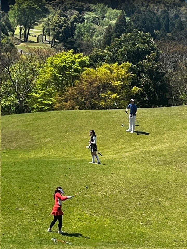 cherry05_10's tweet photo. 風邪😷😷💦を引いてから久しぶりに友達とゴルフに来ました💞🥰⛳🏌️‍♀️☺️
#ゴルフ初心者 #ゴルフ #ゴルフ女子 #ゴルフ好きと繋がりたい #ゴルフ練習 #ゴルフ好きな人と繋がりたい #風邪 #自然 #風景 #エゾシカ頭 https://t.co/Gy1EPBWiwR