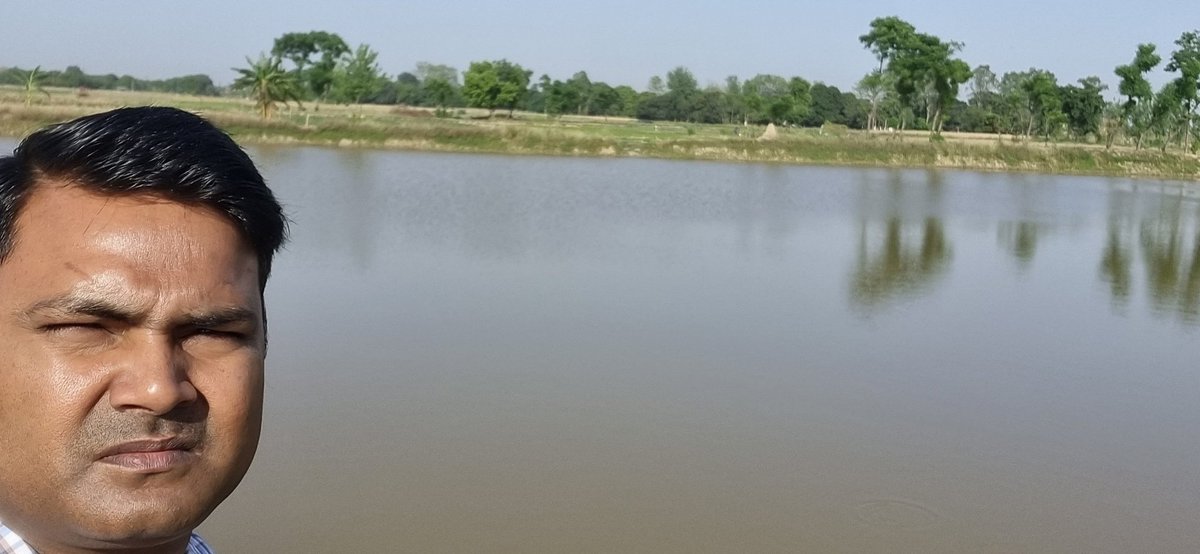 rpsinghspc's tweet photo. पृथ्वी दिवस के सुअवसर पर अमृत सरोवर कस्बा कोटरा, विकास खंड कोतवाली, जनपद बिजनौर। सेल्फी विद अमृत सरोवर अभियान में मैंने अपनी सेल्फी ली आप भी आएं और अपनी सेल्फी ले।
#SelfieWithAmritSarover
@narendramodi @myogiadityanath @girirajsinghbjp @kpmaurya1 @CdoBijnor @dmbijnor https://t.co/uMeuKRmcOm