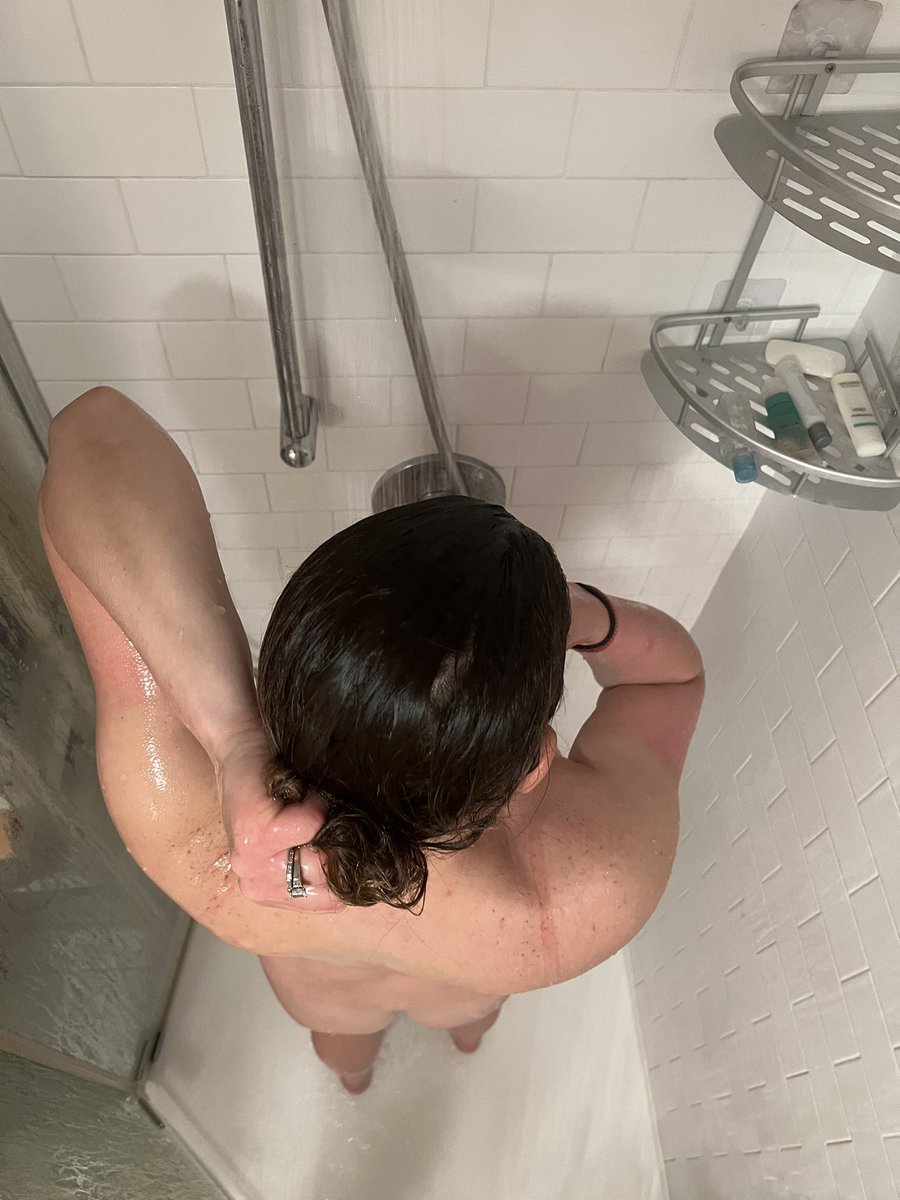 smalltowngalguy's tweet photo. What’s everyone up too #Contentcreater #onlyfans_girl https://t.co/5AeIMIEinS
