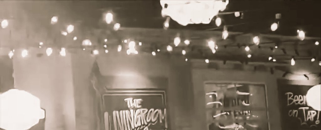 aquarius_an's tweet image. 明菜sanの楽曲の中でも凄く好きな&quot;#unfixable&quot;(2015)…そのMVについて。

&quot;#CrossMyPalm&quot;(1987)の映像(画像)を何となく連想させるscene。