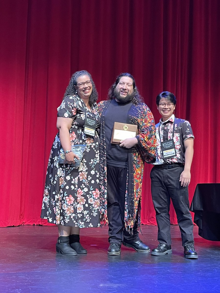 Kempner HS is headed to STATE with their production of The Glass Menagerie advancing tonight from the Region One Act Play contest! Congrats to the entire company!!@KempnerTheatre <a href="/KHS_Cougars/">Kempner High School</a> <a href="/FortBendISD/">Fort Bend ISD</a> <a href="/FBISDSupe/">Christie Whitbeck</a>
