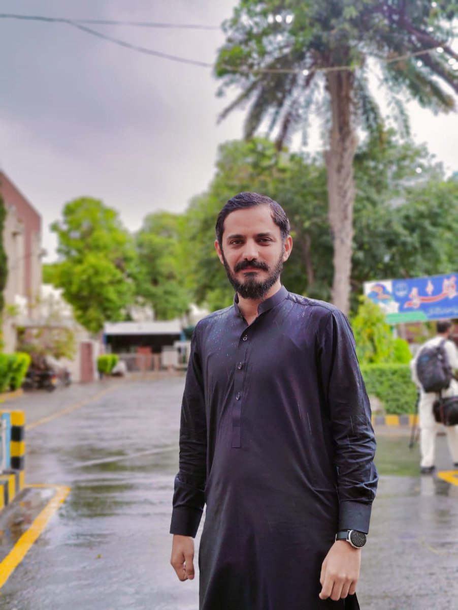 سب دوست احباب کو عید مبارک 

لاہور، میں بارش سے خوشگوار موسم ہو گیا ۔۔۔۔۔

#EidUlFitrMubarak