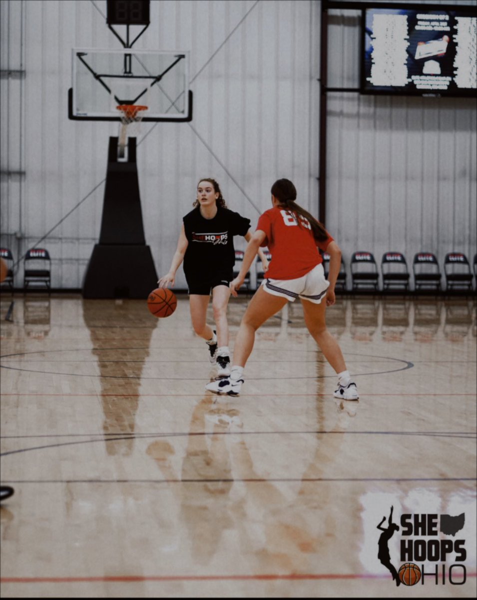 LexyGibb's tweet photo. Lots of basketball today! Very thankful for the opportunity to be able to compete at the preview #ThePreview #SheHoopsOhio
Took a big team win tonight at #theclash2023 also thank you @taylee_woodbury for coming and supporting former teammates! https://t.co/yOLDbc8jVS
