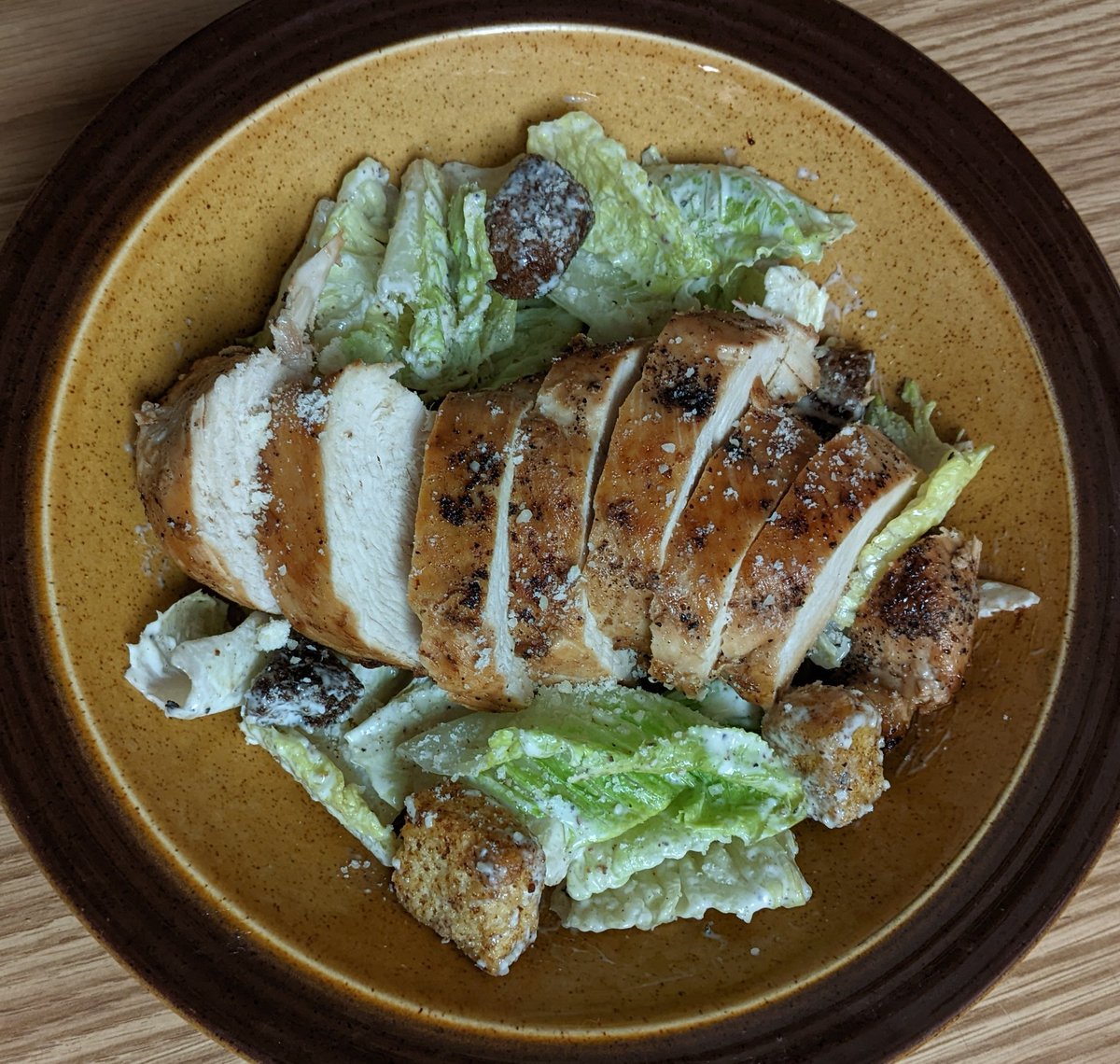 recipesallkinds's tweet photo. Chicken Caesar Salad
#allkindsofrecipes #testkitchen #chickencaesarsalad #chickencaesar #caesarsalad #romainelettuce #croutons #parmesan #caesardressing https://t.co/Gijyq72iZZ