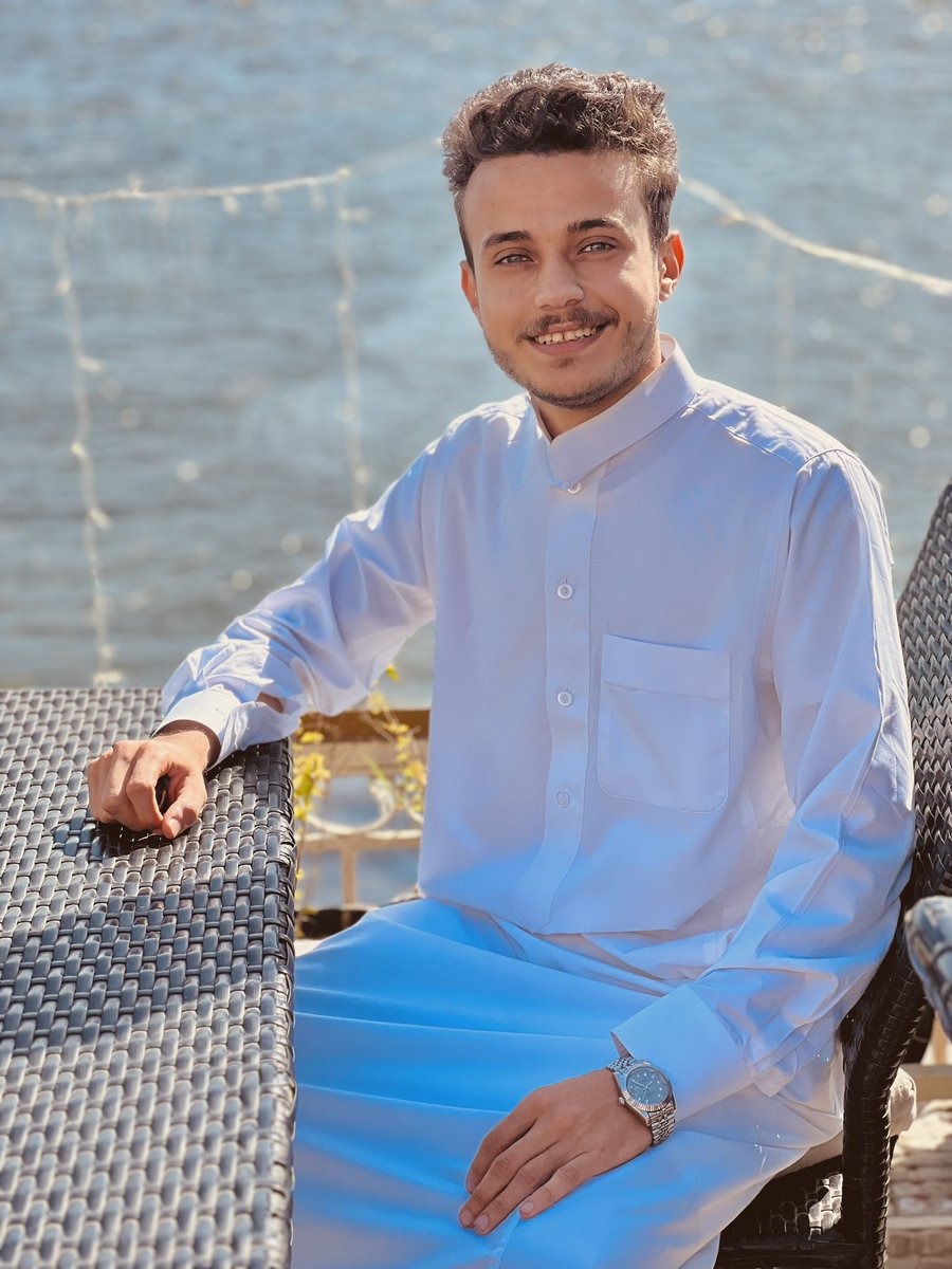 mhmd_alaa_'s tweet photo. Eid Mubarak 🤍✨ https://t.co/DNJfeJQ2HF