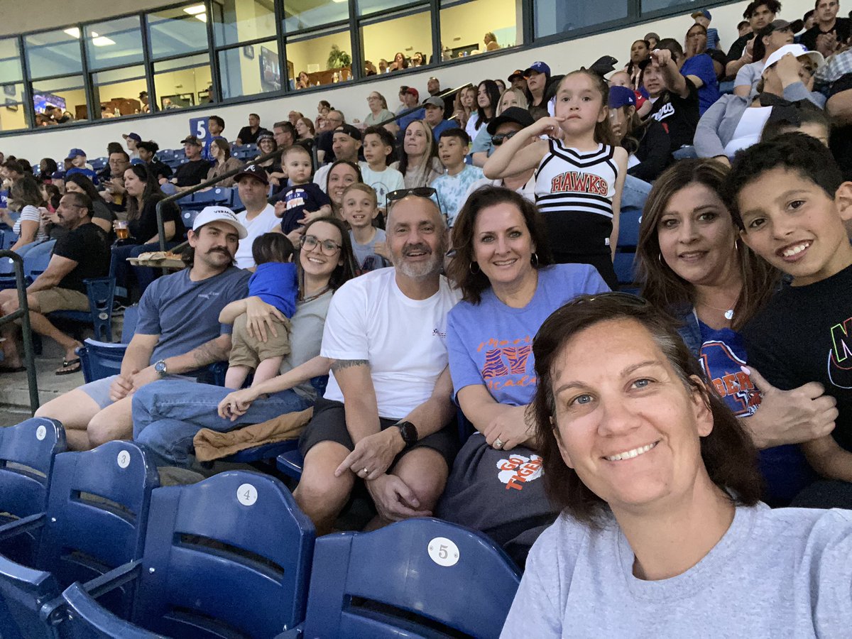 Moreno_OMSD's tweet photo. Moreno night at the Quakes game!! https://t.co/9mZtiLE7nO