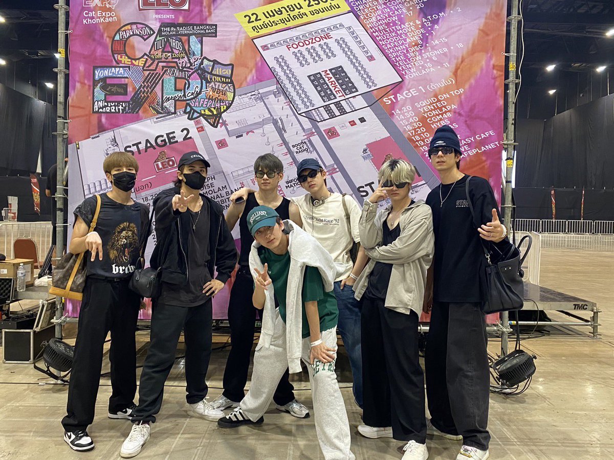 ATLASofficialTH's tweet photo. ATLAS soundcheck เรียบร้อยครับ 
ชาว CAT ขอนแก่น เจอกัน 18.10 น. นะ!! 

ว่าแต่...แฟนบอยคนนี้คุ้นๆมั้ย 

เริ่มเล่นแท็ก 18.00น. นะครับ🥰
#.แอทลาสสอยสอยจอยแคทขอนแก่น 

#ATLAS_th
#ATLASth
#CatExpoขอนแก่น https://t.co/SFzwZxaF9B
