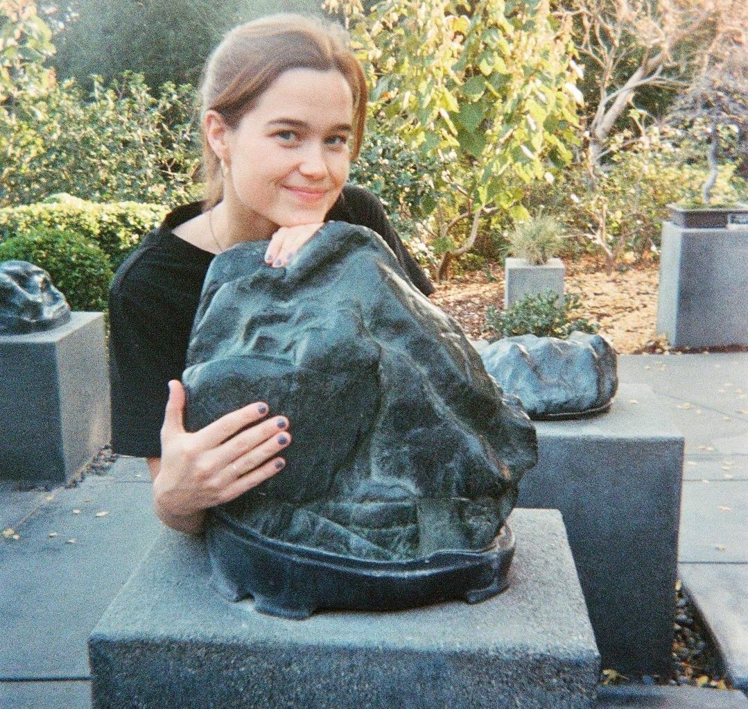 bella_xyz's tweet photo. How can a person look so cute? π₯Ίπ«
#savefirstkill #firstkill #sarahcatherinehook #Scaturday https://t.co/PMSEPSRldI