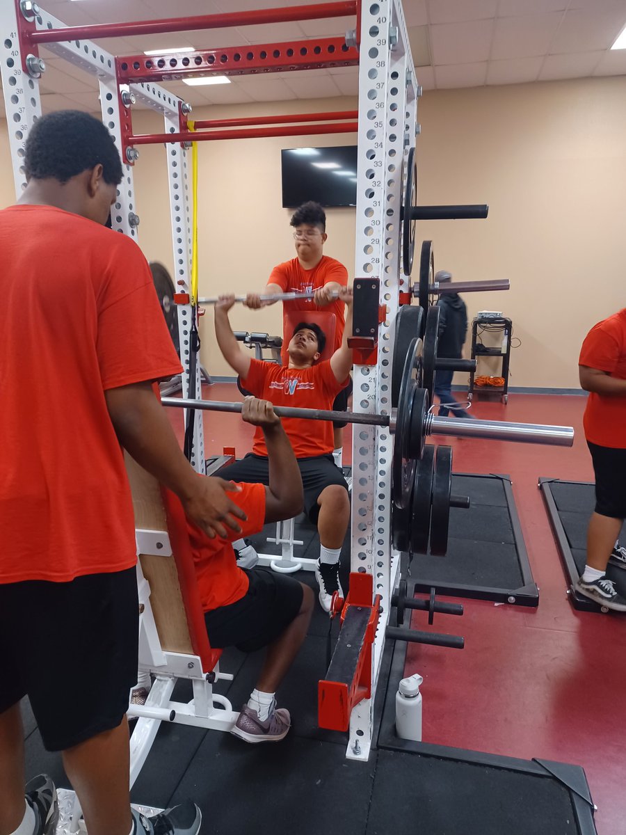 WARRIORSWAY's tweet photo. Real Warrior Work! 
#warriorway #whslvfootball https://t.co/ZnS9OqDumU