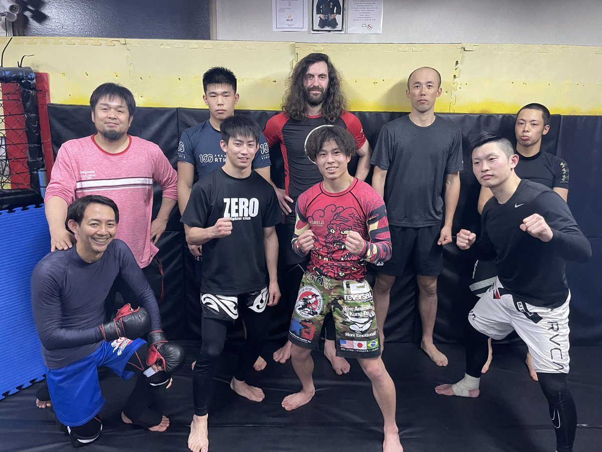 tanitai61's tweet image. 明日4/23 プロ修斗香川大会 FORCE17
僕の新人王トーナメントの相手が決まります。
矢野選手vs亮我選手　どちらと戦えるかな😋
オンライン視聴チケットは以前一緒に練習させていただいた木村選手のお名前で購入させて貰いました🔥ご武運を🔥
#修斗 #shooto0423 #FORCE17  #ゼロ戦クラブ #木村旬志