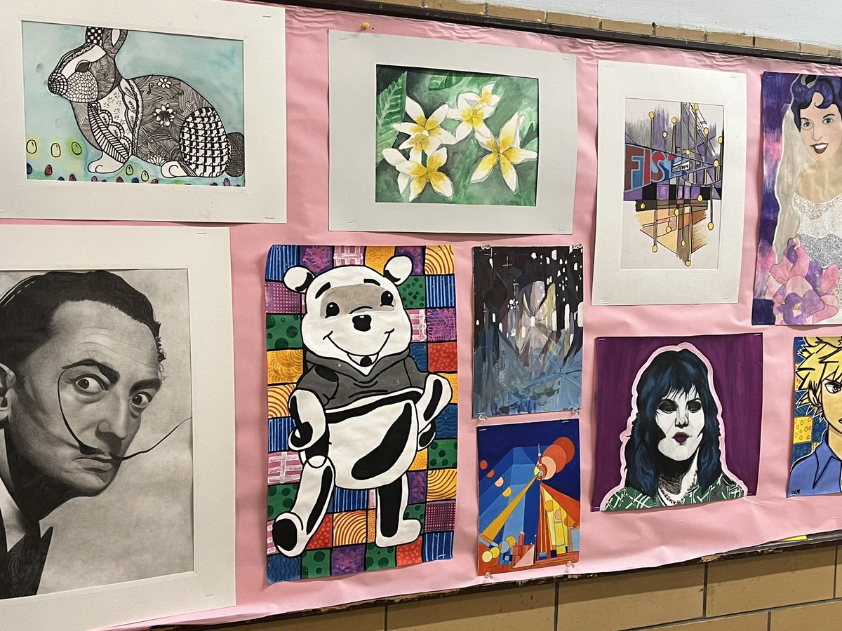 tdurkin75's tweet photo. Thank you Kristie Dugan for the great conversation and tour of @LittleFlowerCHS last Friday. Great energy and warmth throughout the school. Here’s some examples of terrific artwork from Little Flower students. https://t.co/2BRQnuVSKc