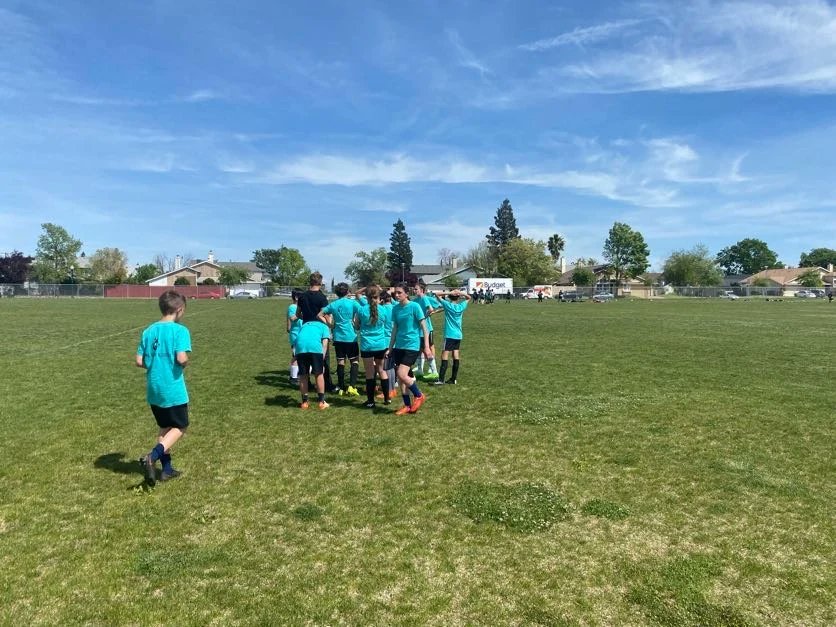 COA_middle's tweet photo. Another win for ⚽️COA Middle Soccer Team⚽️ today! GO HUSKIES!!!🎉👏🎉👏🎉👏
#coamsathletics #coamiddle #coaschool #gcc_charters https://t.co/sC27u6I50E