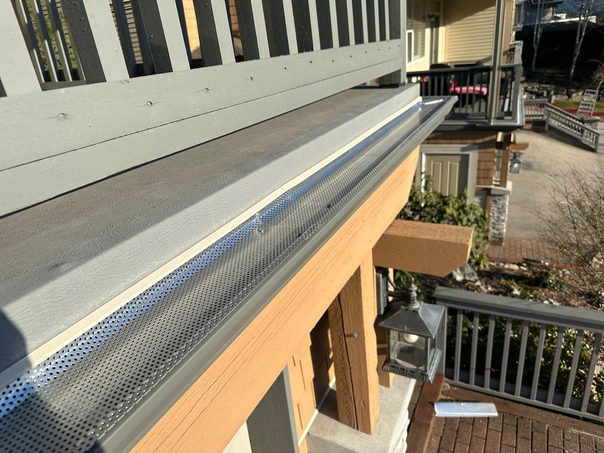 about_inc's tweet photo. Our custom perforated aluminum leaf screen is made up to our specs. For the best leaf protection out there. Our screen is specifically designed with maintenance repairs in mind. Call now for your feee estimate https://t.co/8nL7pFDJlQ