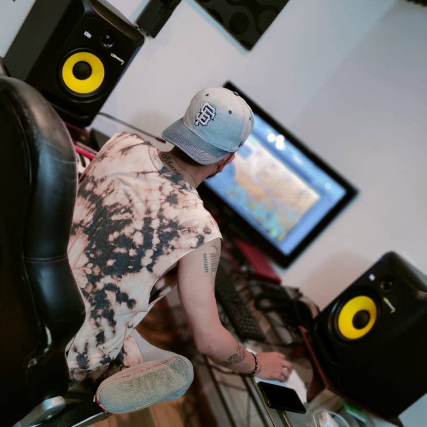 RHAXABEATZ's tweet photo. #NuevaFotoDePerfil https://t.co/eADbLiXjR1