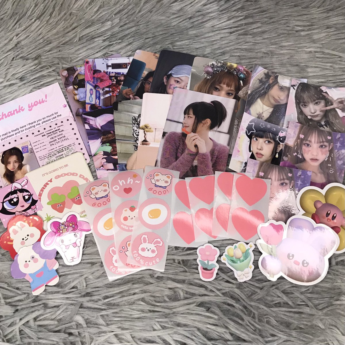 tsh4u's tweet photo. ˖ . ֺ #tshmails 💌 .ᐟ

AAA FINALLY DUMATING N SHA 😻 haerin jersey set came home safe n sound ! thank u sm po for packing them safely and also sa napakaraming freebies 🥹🫰🏻 

@shnragi | #mikaceipt https://t.co/moPtwNxgkA