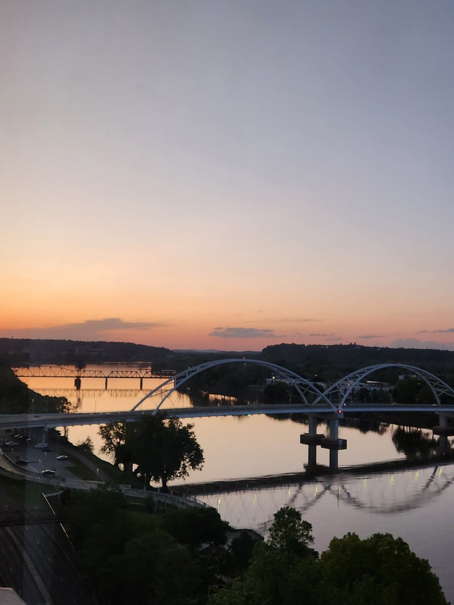 Closed out @KIDNEYcon reception with this view of the Arkansas River. Great chatting with everyone who stopped by our @USRenalCare table! See you next time!