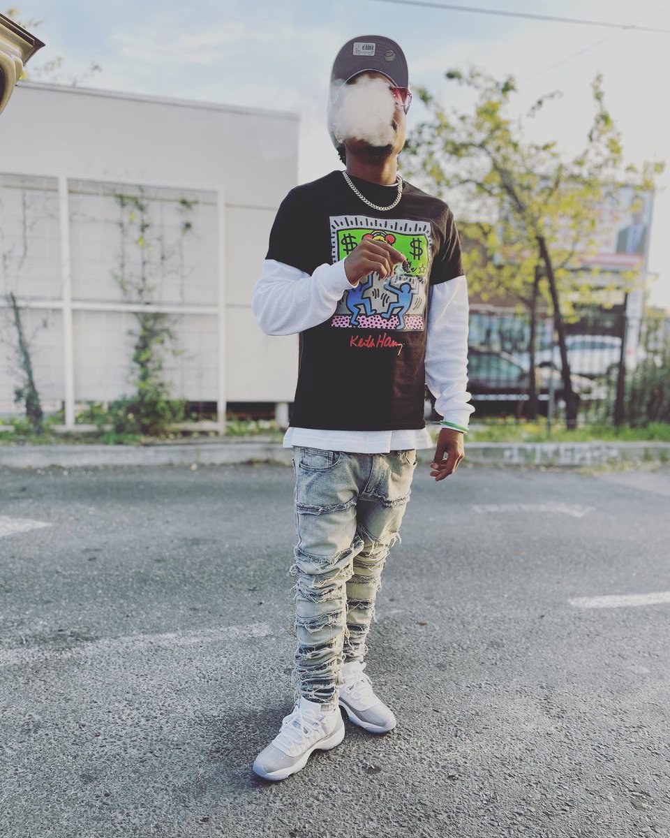 MrNeeditall16's tweet image. #Chapter26 Me vs Me 🥀