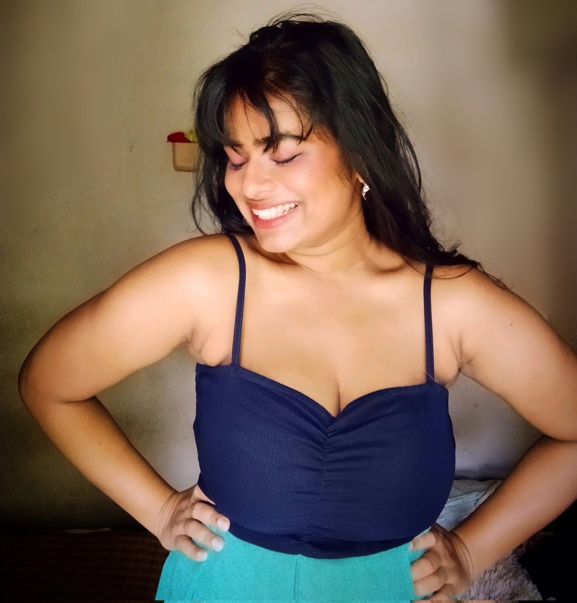 swapnakshi's tweet photo. 🙃💙  #daylook #dressup #cutedress #Pose #candidsmile #lightmakeup #summerlook #summerfashion #love https://t.co/ZAZmuV5cwZ