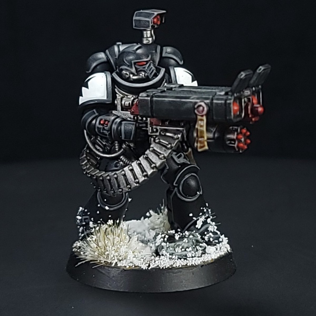 EthanHandwork's tweet photo. Individual shots.
#paintingwarhammer #warhammercommunity #blacktemplars #spacemarines #warhammer #warhammer40k #desolators https://t.co/LdCnSSKx0J