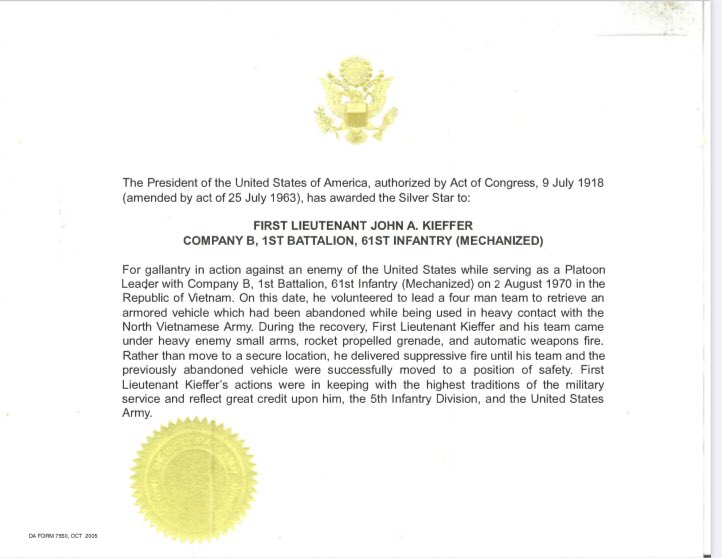 John_Kieffer's tweet photo. @equalityfl @GovRonDeSantis As a US Army combat veteran who laid his life on the line for our democracy, I am so proud of all of you, each & every student, who #WalkOut2Learn 🇺🇸
YOU.ARE.THE.PATRIOT
__________________________________________
#BookBanning #Fascism #DeSantisIsAFascist #DeSantis https://t.co/I3qZam6eUd