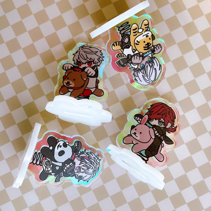 せめよんアクスタきたぁ めちゃかわいい!(自画自賛)ちいさくてキラキラでかわいいよ 全人類見てくれ 