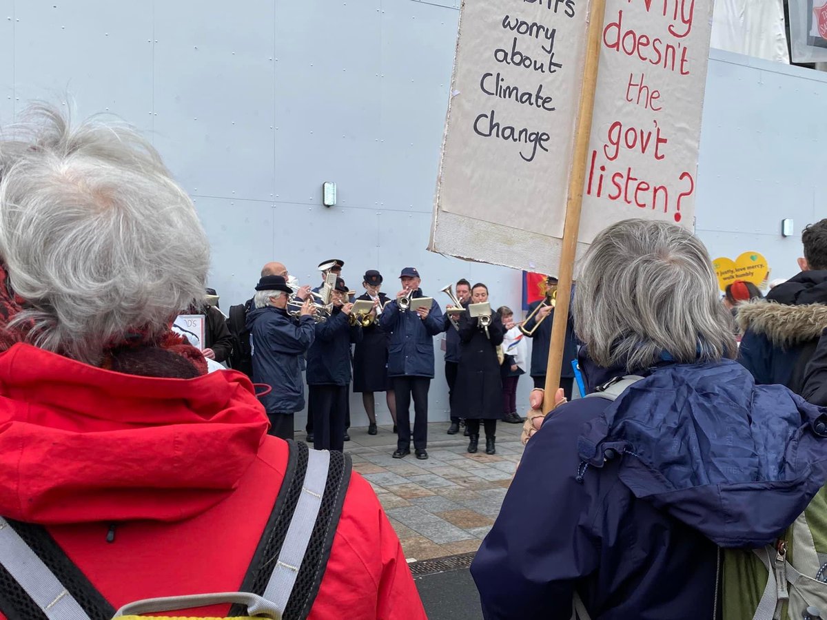 SP_tpt's tweet photo. What a privilege to play with a fine group of Salvation Army Musicians at the Big One Climare protest.  #BigOne #salvationarmy #hadleightempleband https://t.co/nzeJPLhVHF