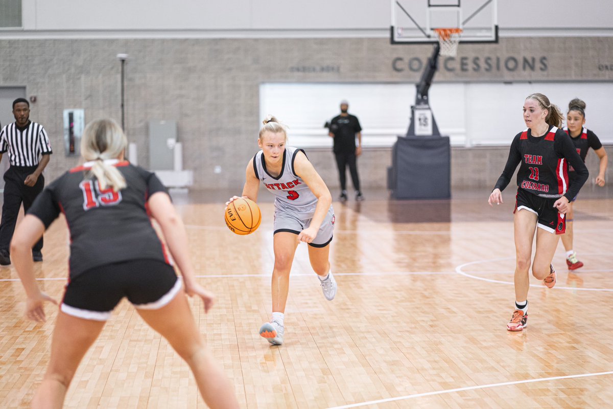 niketoc's tweet photo. @AllIowaAttack 🎯🎯🎯 #TOCxLEAGUE https://t.co/aBLj3gqx5D