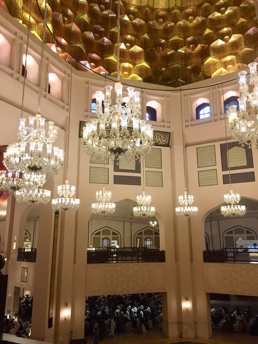 shoukat_s's tweet photo. Eid at Bahria Grand Mosque, Lahore. https://t.co/Eb9KvPtHVm