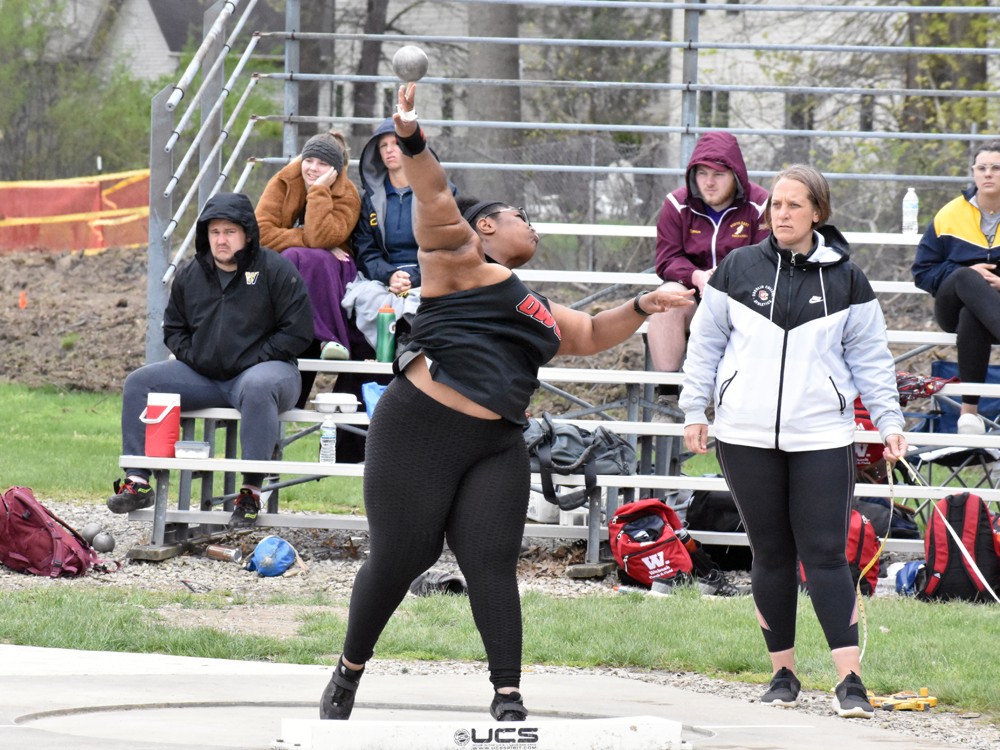 McPheters Sets Record, Six Bishops Win at Otterbein
battlingbishops.com/news/2023/4/21…