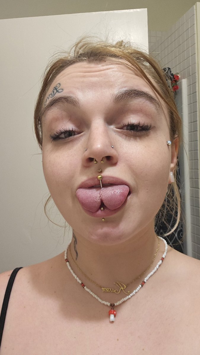 sea_celery_'s tweet photo. Ouch
(competition influencer
Paypig whalesub tattoos makeup fitness art summer love asmr 
onlyfans NewProfilePic contentcreator fansly beauty findom 
buyingcontent sellingcontent tesla rich nsfw nsfwtwt marketing promotion sugardaddy) https://t.co/dAyRwVewh4