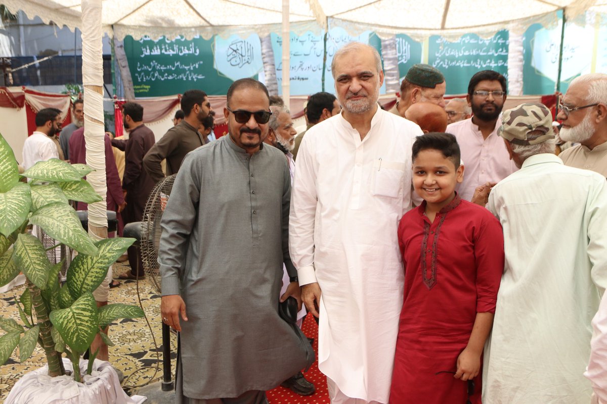 AliHussain_AH's tweet photo. جماعت اسلامی کراچی کے تحت ادارہ نورحق میں روایتی عید ملن کے موقع پر اپنے رہنما اپنے قائد امیر جماعت اسلامی کراچی حافظ نعیم الرحمن کو اپنے بیٹے شاہ زین کے ساتھ عید کی مبارکباد پیش کی۔۔❤️
@NaeemRehmanEngr
#eidulfitr2023 #eidmubarak2023  #eidfestival #karachi #eid2023 #eidmubarak https://t.co/olLZdZZDLD