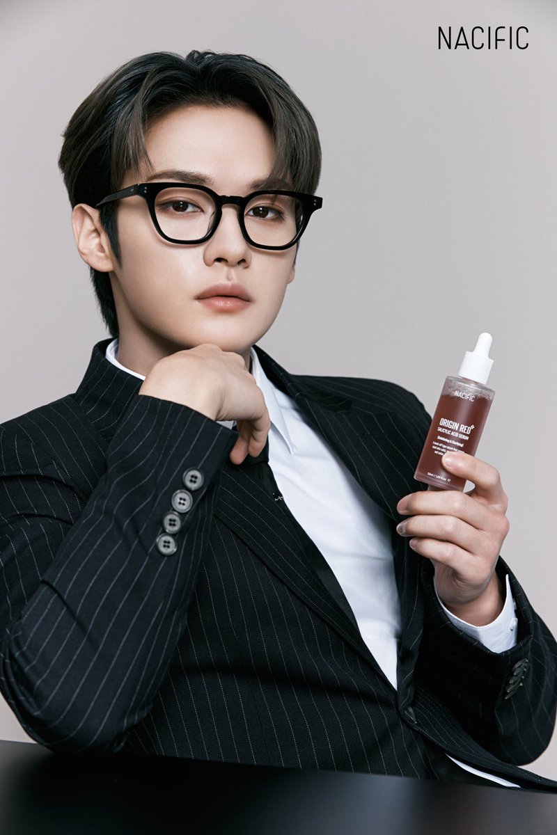 polna76's tweet photo. @Koreaboo Lee Know my boy❤ #StrayKids @Stray_Kids #LeeKnowSideProfile #LeeKnow https://t.co/N8Hs4BxdYw