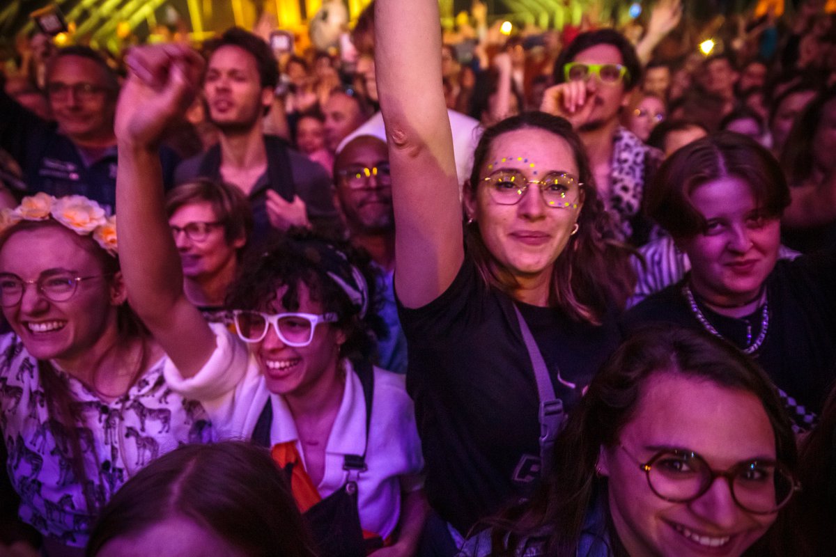PrintempsDB's tweet photo. On sait pas vous mais nous on a décidé d’être deux fois plus à fond pour rendre cette journée mémorable 🤩
On vous attend plus déchaîné•es que jamais ❤️🔥 #PDB23
📸 Antoine Monegier du Sorbier https://t.co/KVAUV4lSxv
