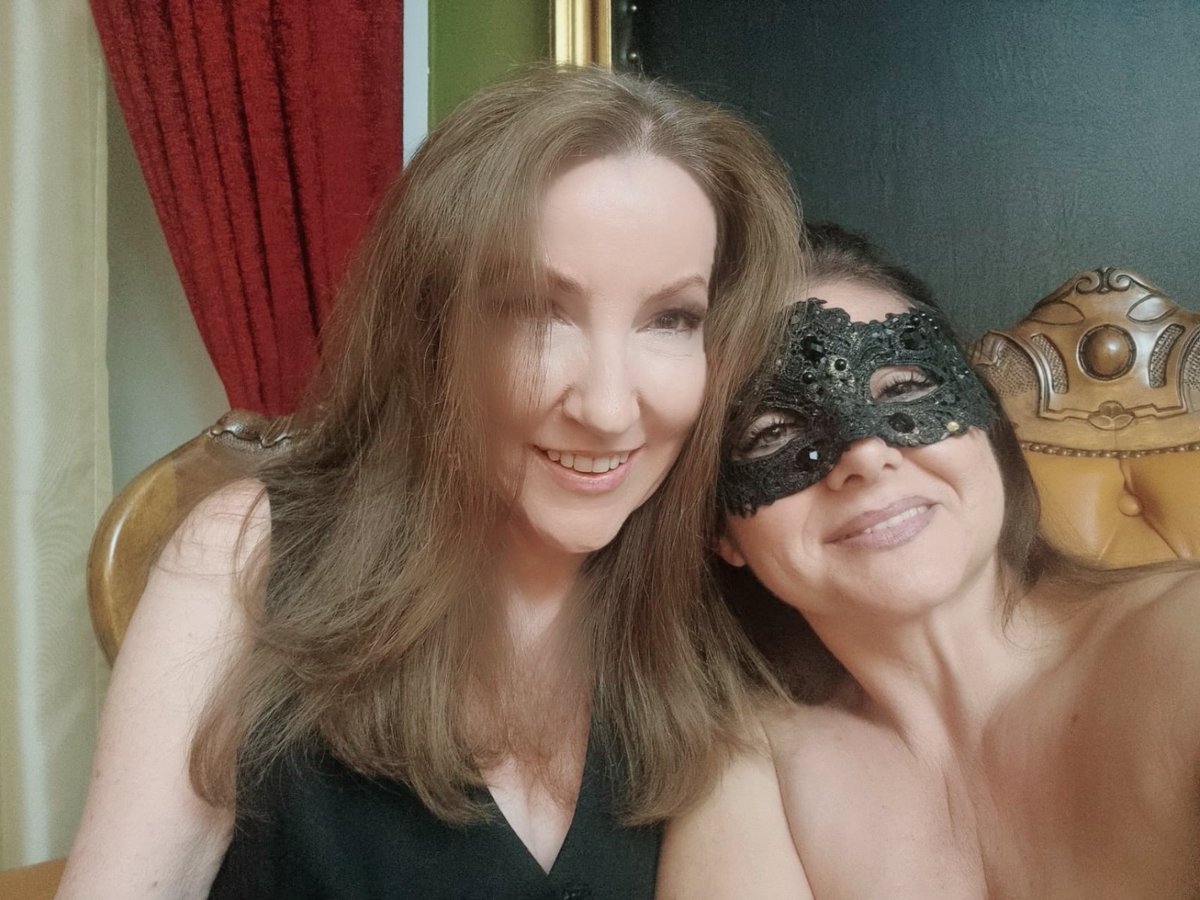the-matriarch-ezada-sinn-on-twitter-rt-mistressayn-at