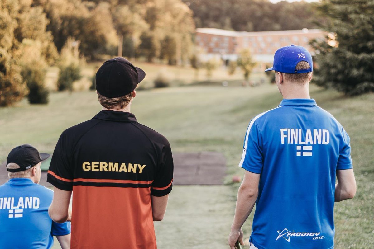 MiguelCaparrous's tweet photo. @AnotherRound_DG @pdga_dvo I took these. 2018 European Championships, Croatia. https://t.co/yNVPVpGxQY