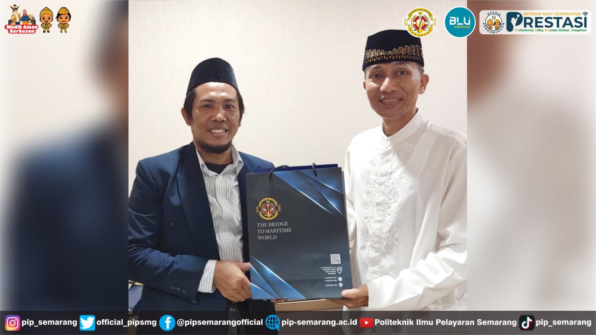 official_pipsmg's tweet photo. PIP Semarang Gelar Salat Idulfitri 1 Syawal 1444 H
@kemenhub151
@BPSDMP151
@PPSDMlaut
@pipsemarang_
@BudiKaryaS
@AnPrasty
#MudikAmanBerkesan
#fitrah #idulfitri
#idulfitri1444hijriah #saladied
#lebaran2023 #kemenhub
#bpsdmperhubungan
#bpsdmp151 #PIP #pipsemarang https://t.co/mLEMMzdk38