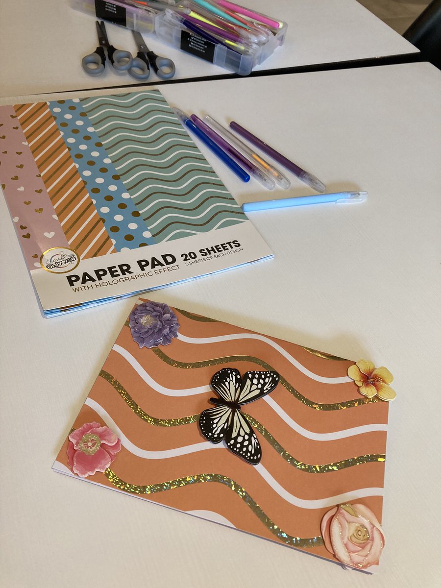 Animation scratch booking cet après-midi pendant les journées portes ouvertes aux <a href="/senioriales/">Senioriales</a> de Saint-Mandé. Dernier jour demain !