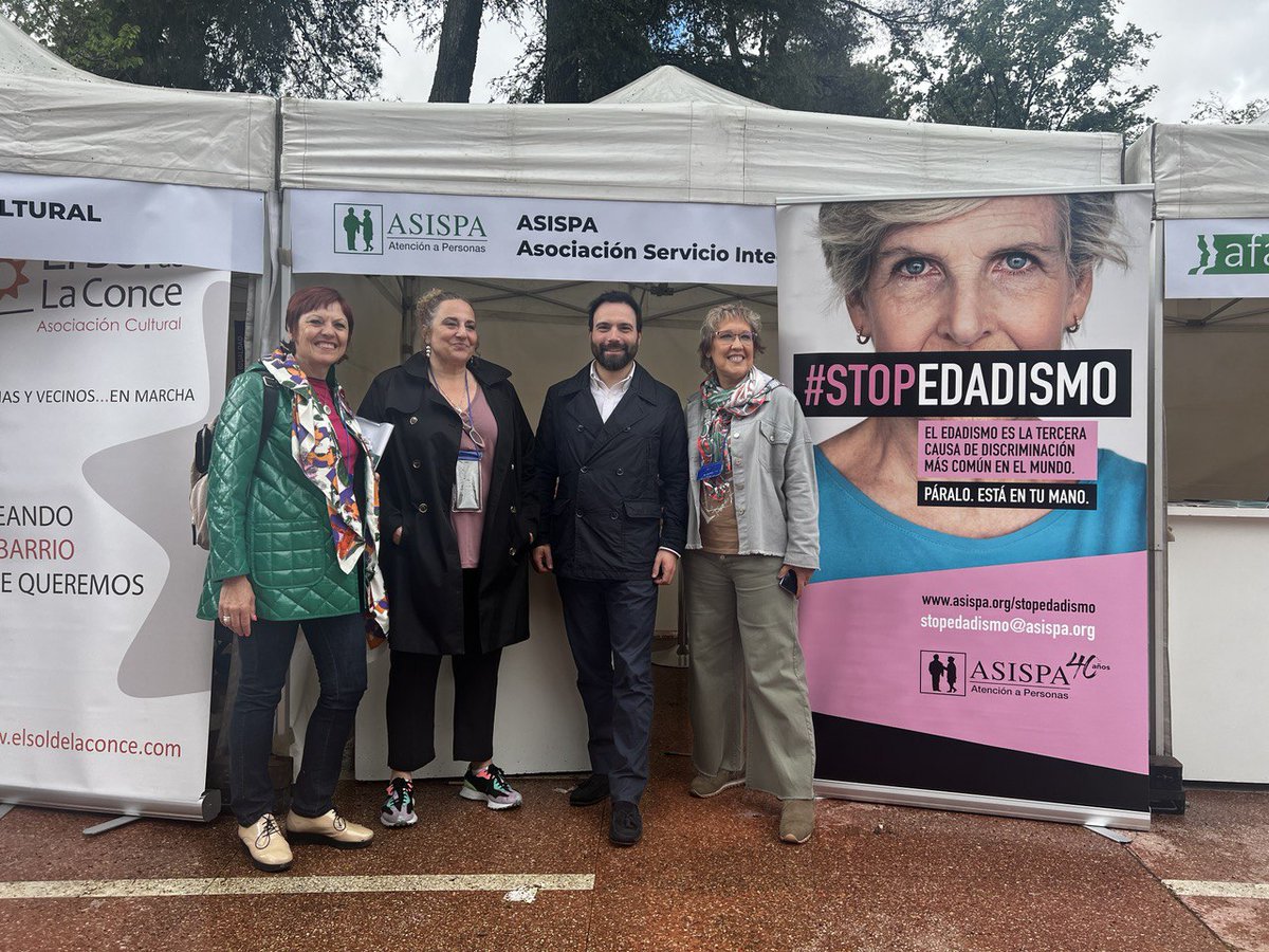 AngelNinoQ's tweet photo. El tejido asociativo juega un papel importantísimo en el día a día de los distritos. 

Invitamos a todos los vecinos a la Feria del Asociacionismo de #CiudadLineal para conocer el trabajo y las iniciativas de las asociaciones.

📍Ven hoy al Auditorio del Parque Calero y participa https://t.co/PneSryIEsZ