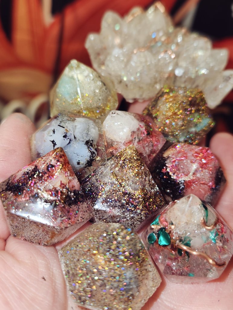 dchchealing's tweet photo. Payson POCKET Orgonites! Yay https://t.co/Fp44rkqOXp
