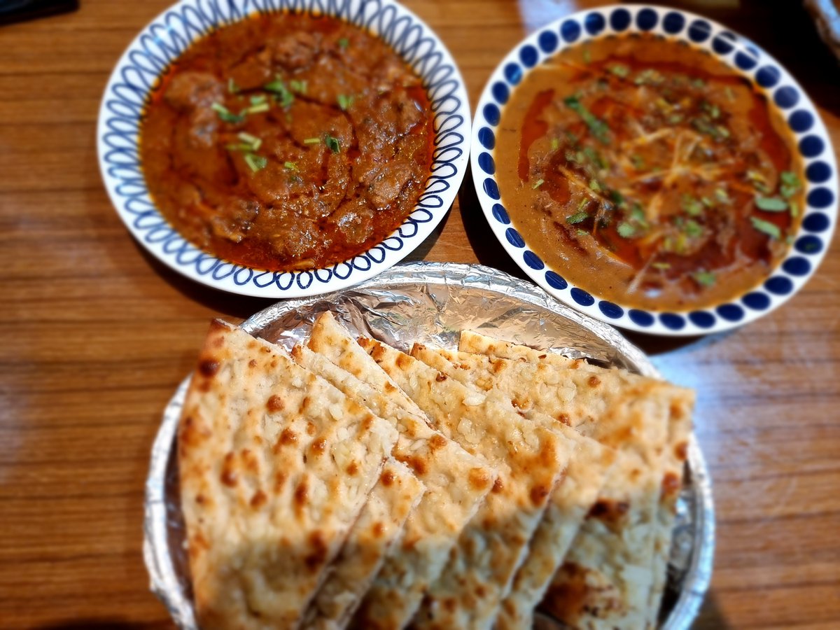 IamCalmy's tweet photo. Brunch
Eid ki ayashi
Alhamdulillah
#Nehari #MuttonQorma #ChickenBBQ #GarlicNaan
#EidMubarak #EidUlFitr https://t.co/GFmwHxH8t3