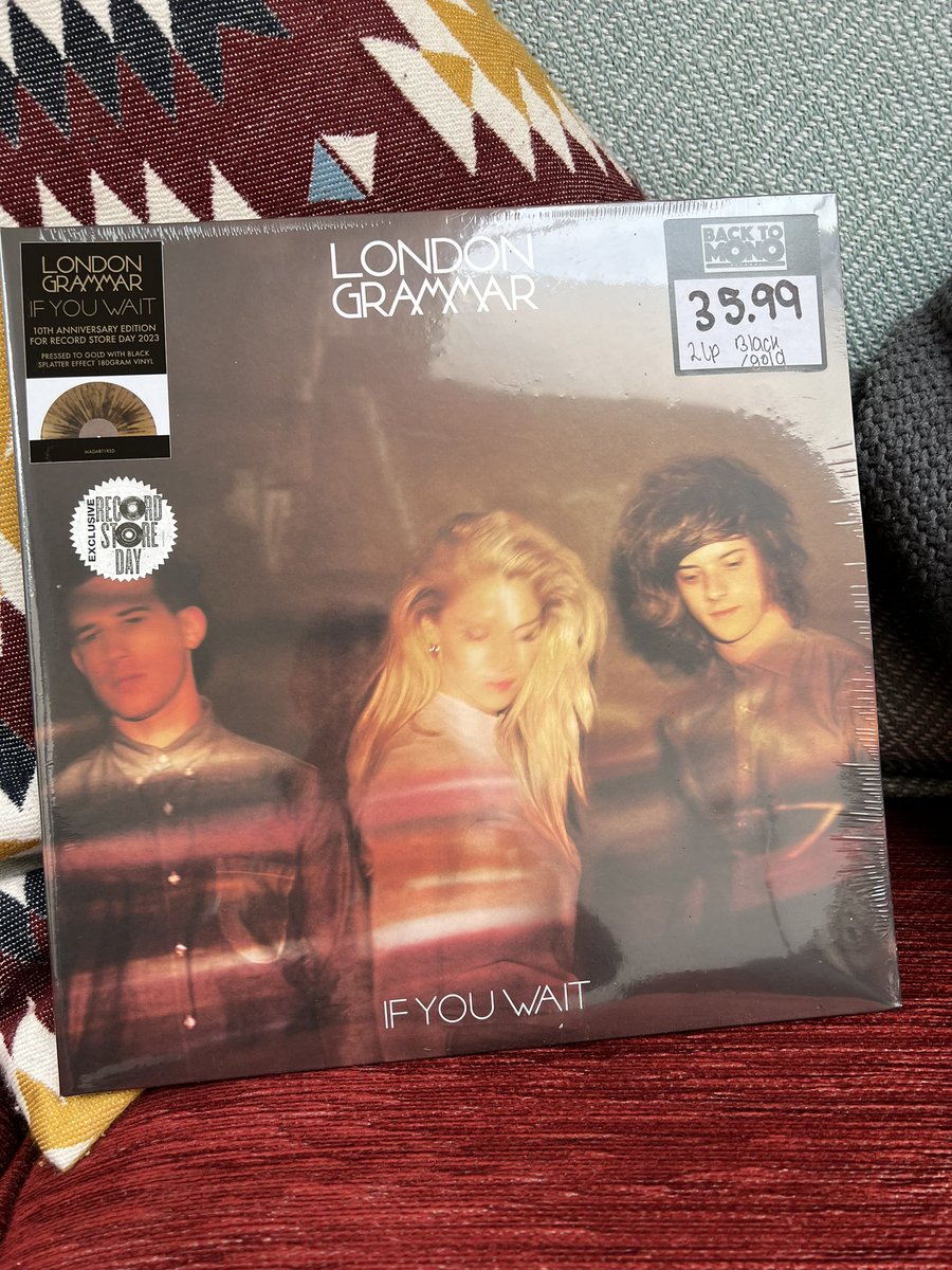 TimRideout1's tweet photo. A successful morning 😊 #recordstoreday2023 #backtomono https://t.co/9OI41O22Ya