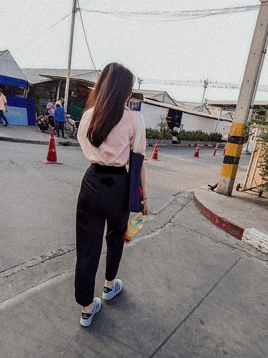 KayyaChda1880's tweet photo. ทุ่มเทแทบตาย สุดท้ายเขาก็ทุ่มทิ้ง🙄
#ปราจีนบุรี #กบินทร์บุรี #แคปชั่น #แคปชั่นเด็ด #กดรีเวฟส่งคลิปน้าตรวจร่างกายสด #ก���รีเวฟ #ทักมาคุยกันได้งับ📷 https://t.co/kI1AL0ygJt